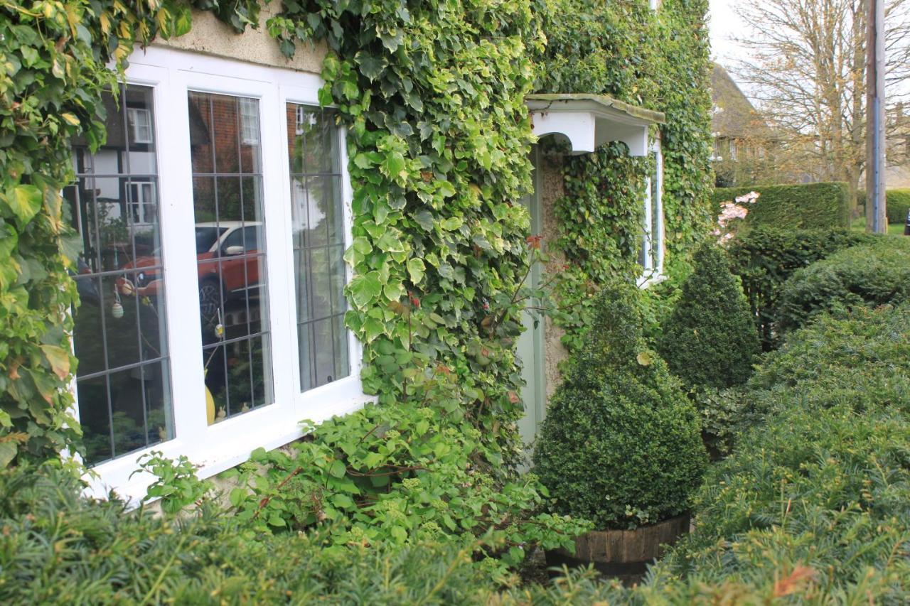 Ivy Cottage B And B Buckingham Exteriör bild